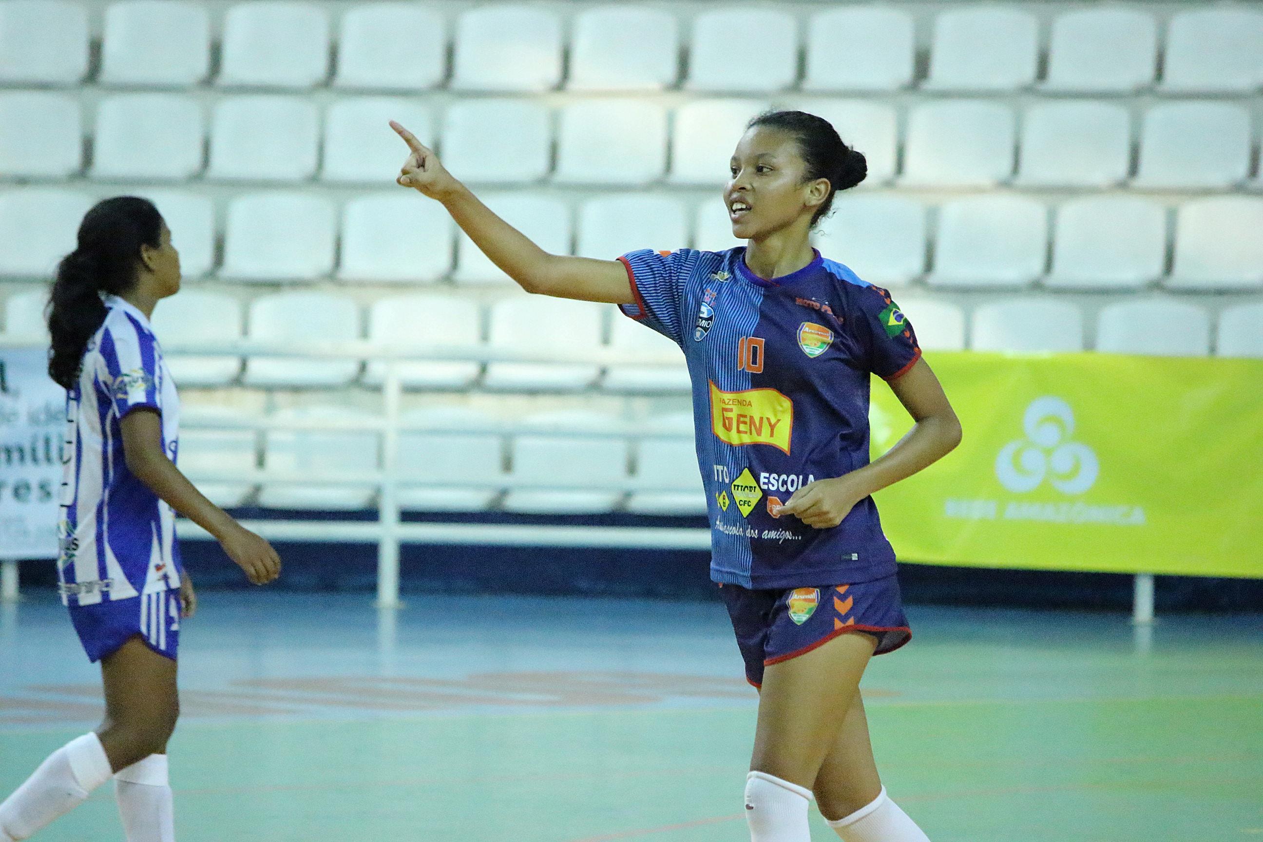 Grêmio Parque 10 é bicampeão da Liga Feminina de Futsal