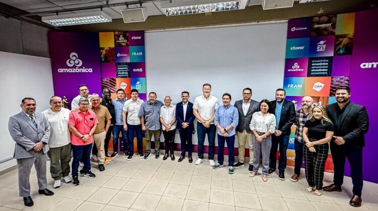 Futebol - Rozenha leva Barezão para a TV Globo - foto 2 - by Cris Fernandes - FAF