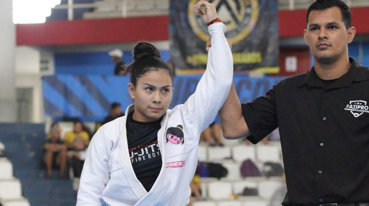 Isabely Luana – Jiu-Jítsu – MMA – Arena Strikers Combat Isabely Luana - Jiu-Jítsu - MMA - Arena Strikers Combat