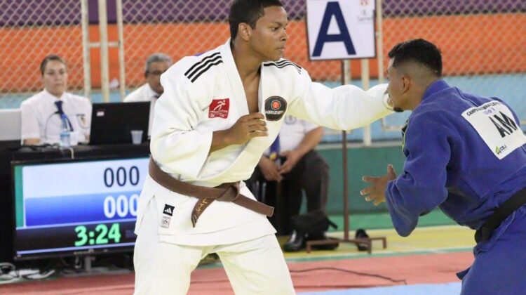 Judô - ginásio Bergão - foto 8 - by Emanuel Mendes Siqueira